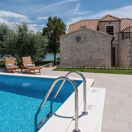 Beautiful Mediterranean Pearl