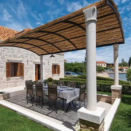 Beautiful Mediterranean Pearl *