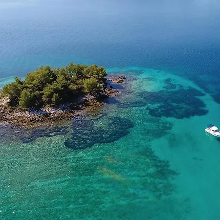 Beautiful Mediterranean Pearl Villa Lovište